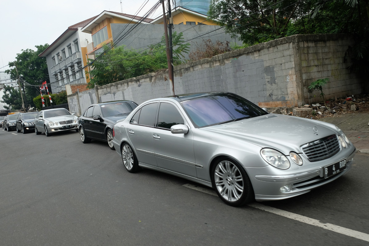 MB W211 Gelar Upacara Bendera dan Baksos di HUT RI ke-76  