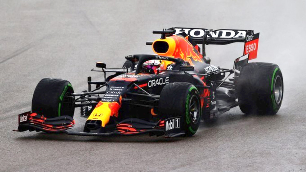 Start Terakhir, Max Verstappen Mampu Podium Kedua di F1 Rusia  