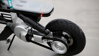 BMW Motorrad Luncurkan Motor Mini Concept CE 02  