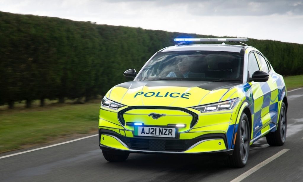 Ford Mustang Mach-E Jadi Mobil Dinas Andalan Polisi Inggris 