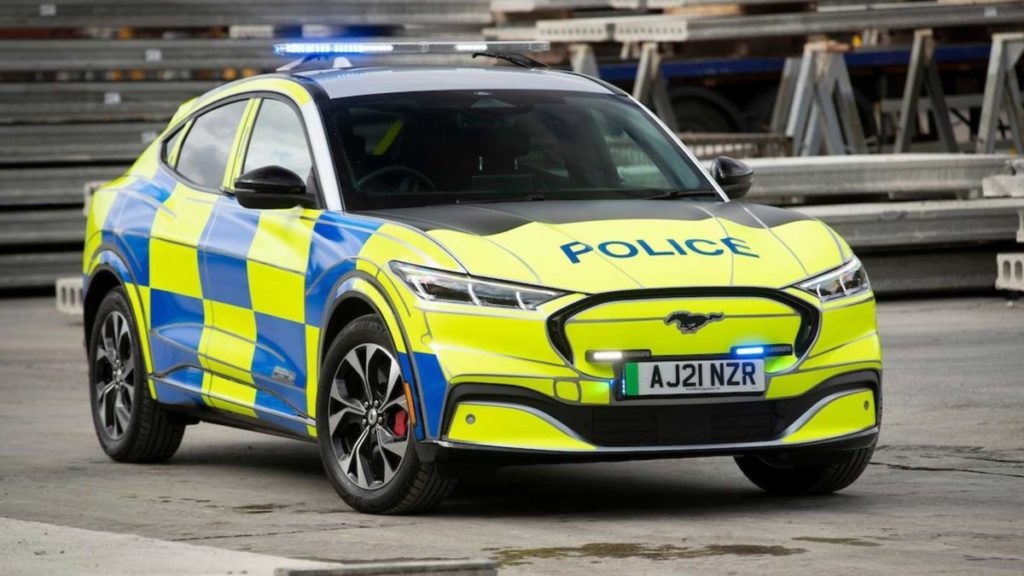 Ford Mustang Mach-E Jadi Mobil Dinas Andalan Polisi Inggris 