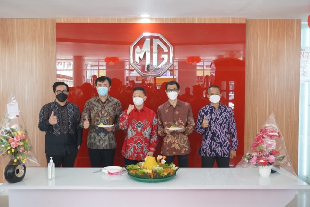 MG Riau, Outlet Pertama MG Di Pekanbaru  