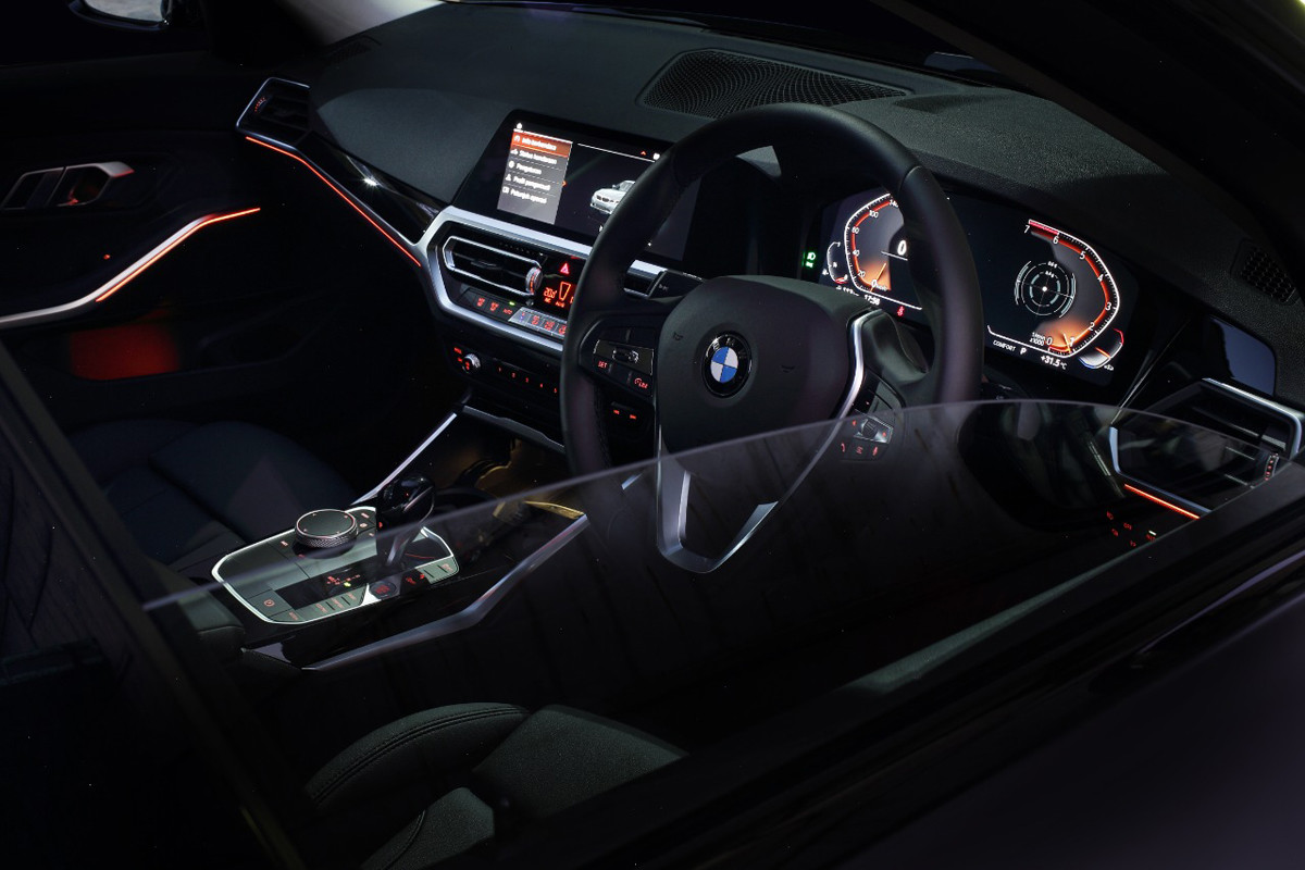 Driving Experience 2021 dan Peluncuran The new BMW 320i Dynamic 
