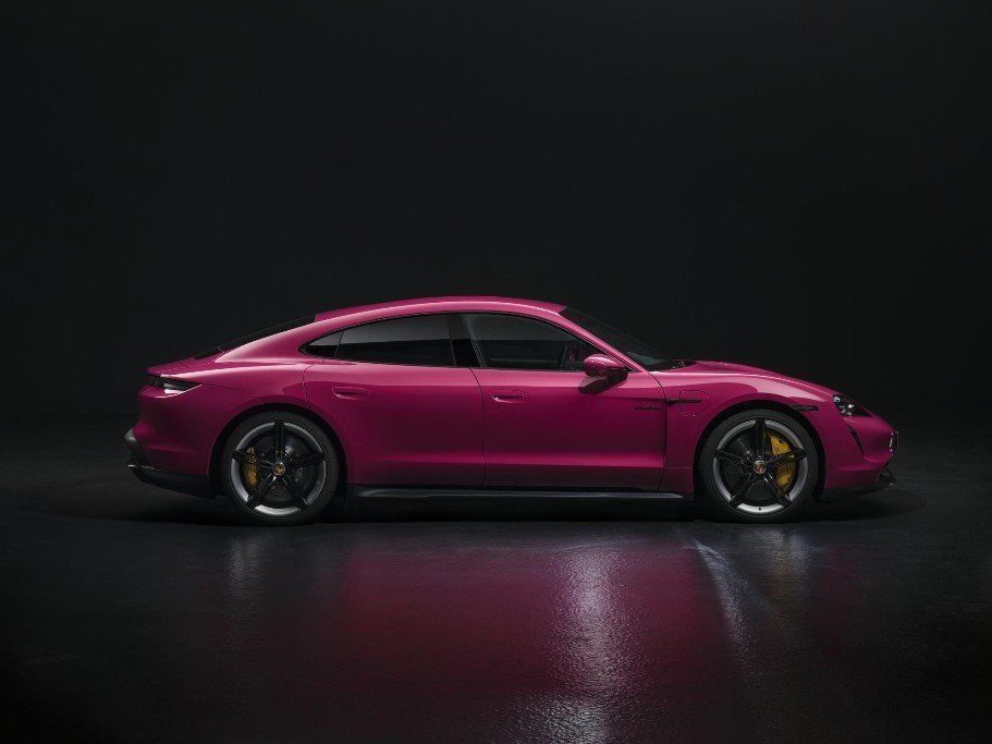 Kembalinya Warna Bersejarah Untuk Semua Model Porsche  