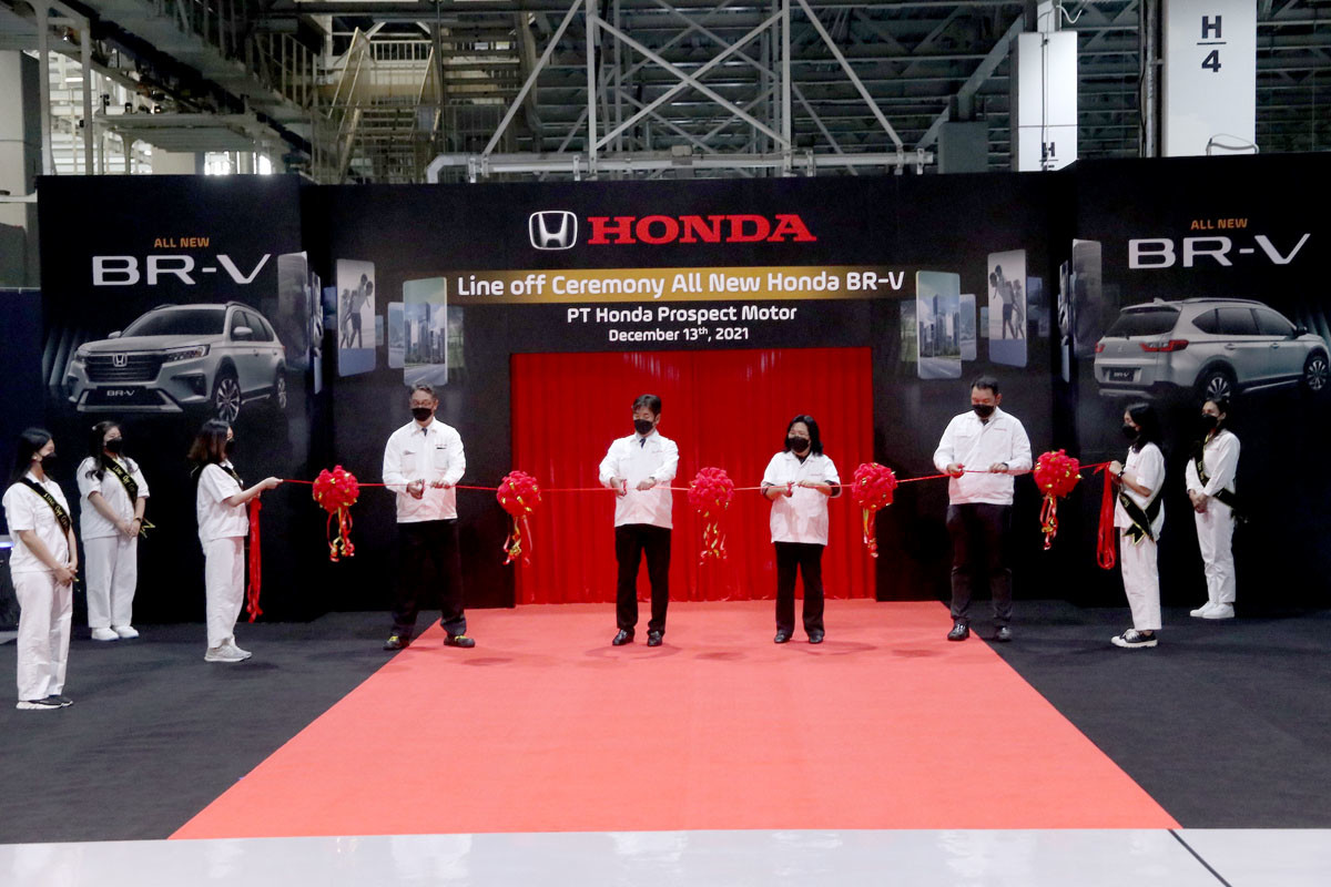 Honda Mulai Produksi Pertama All New Honda BR-V 