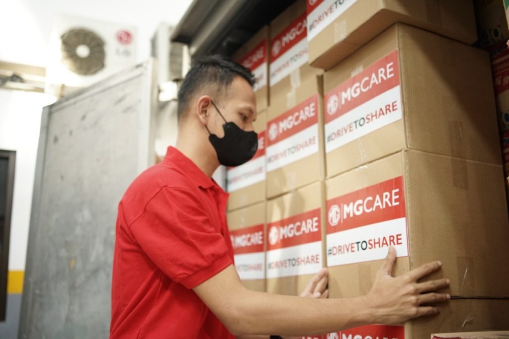 MG Indonesia Salurkan Bantuan Untuk Korban Erupsi Semeru  
