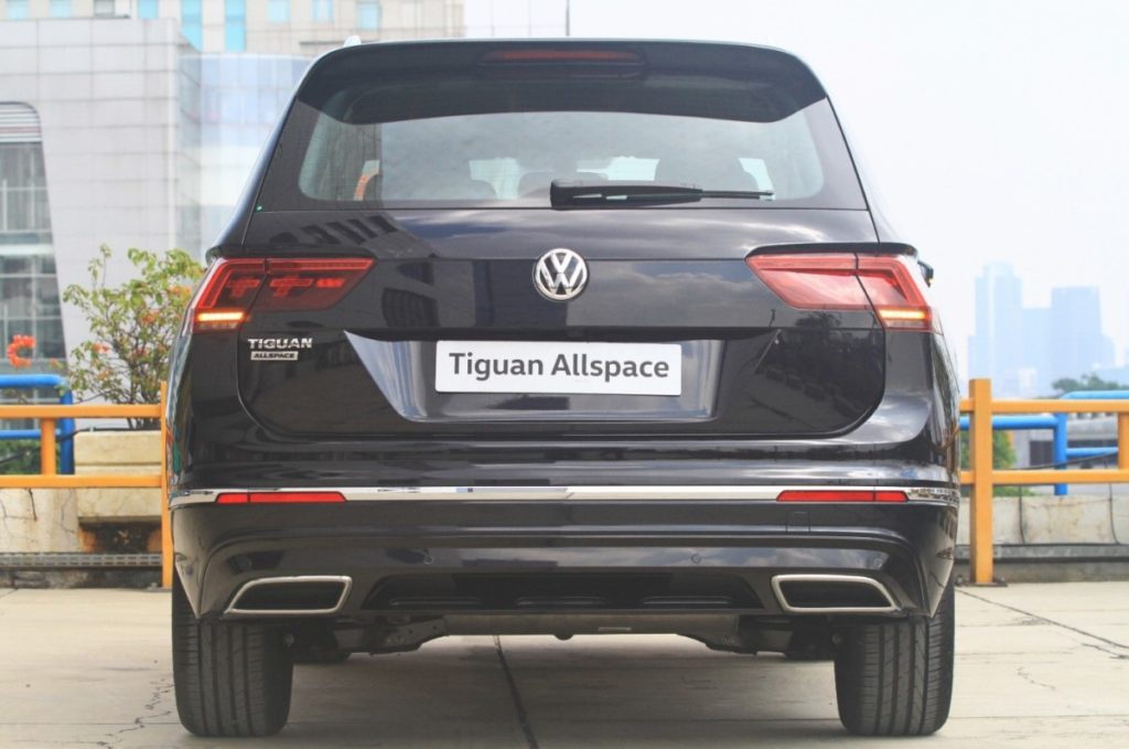VW Tiguan Allspace Tampil Di Ajang GIIAS Surabaya 2021 