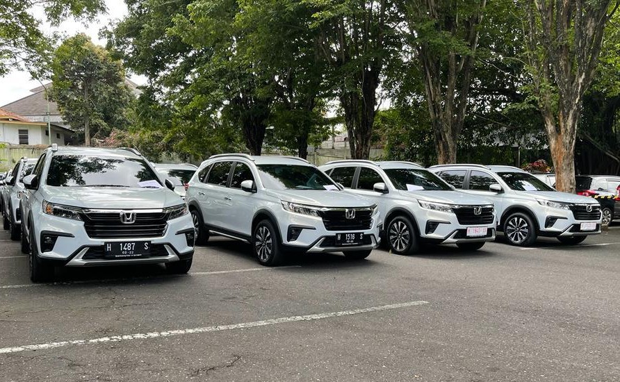 Honda Semarang Serahkan All New Honda BR-V 