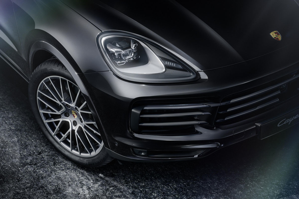 Porsche Luncurkan Cayenne SUV Edisi Platinum  