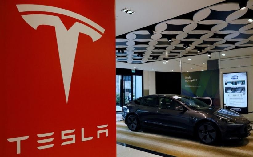 Tahun 2021, Tesla Catatkan Penjualan 936.172 Unit 