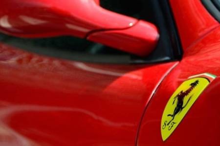 Ferrari Gandeng Qualcomm Kembangkan Teknologi Kokpit Digital 