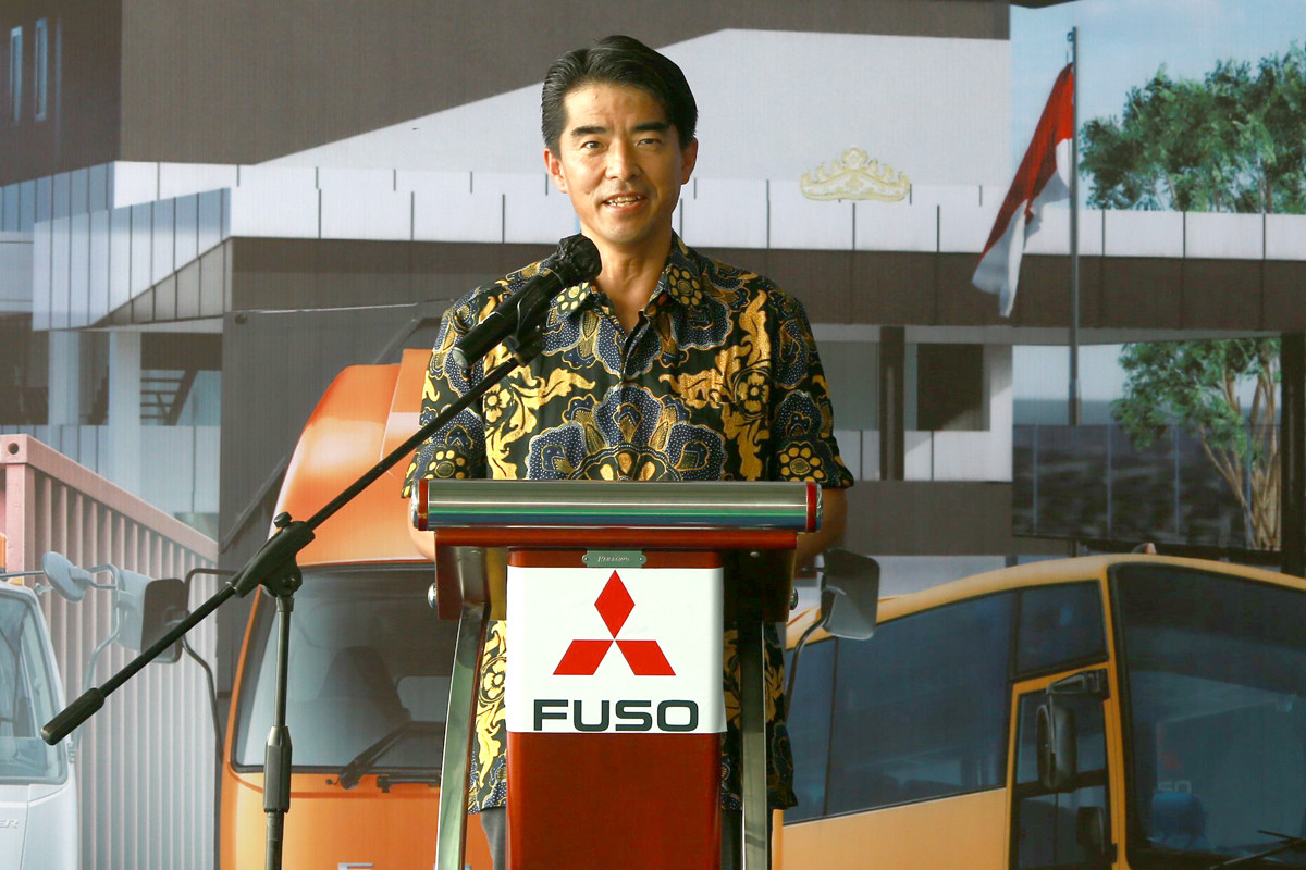 Mitsubishi Fuso Resmikan Diler dan Truck Center Baru di Lampung 
