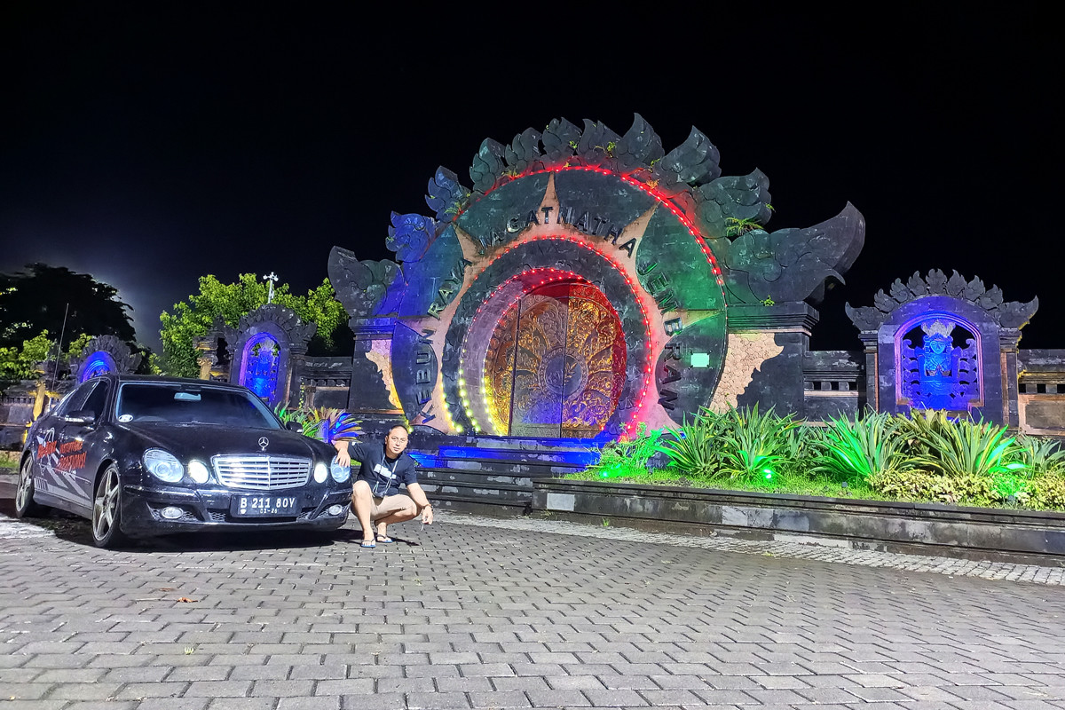 Keseruan Mercedes-Benz W211 Club Indonesia 'Goes to Mandalika'  