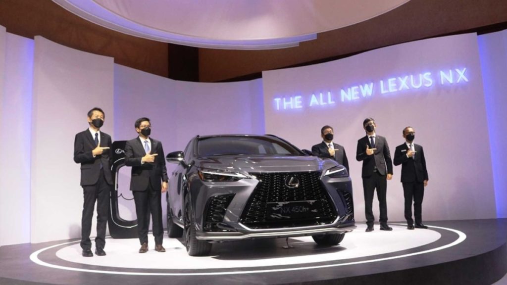 Lexus Boyong Model NX Terbaru Di GJAW 2022 
