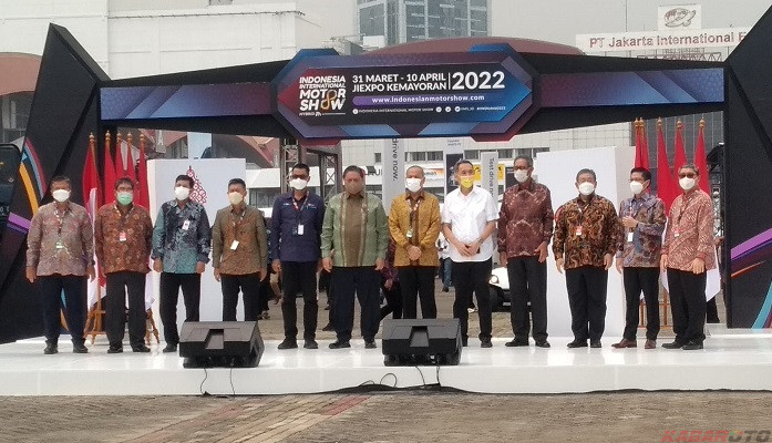 IIMS 2022 Resmi Dibuka, Ciptakan Sarana Baru Insan Otomotif  