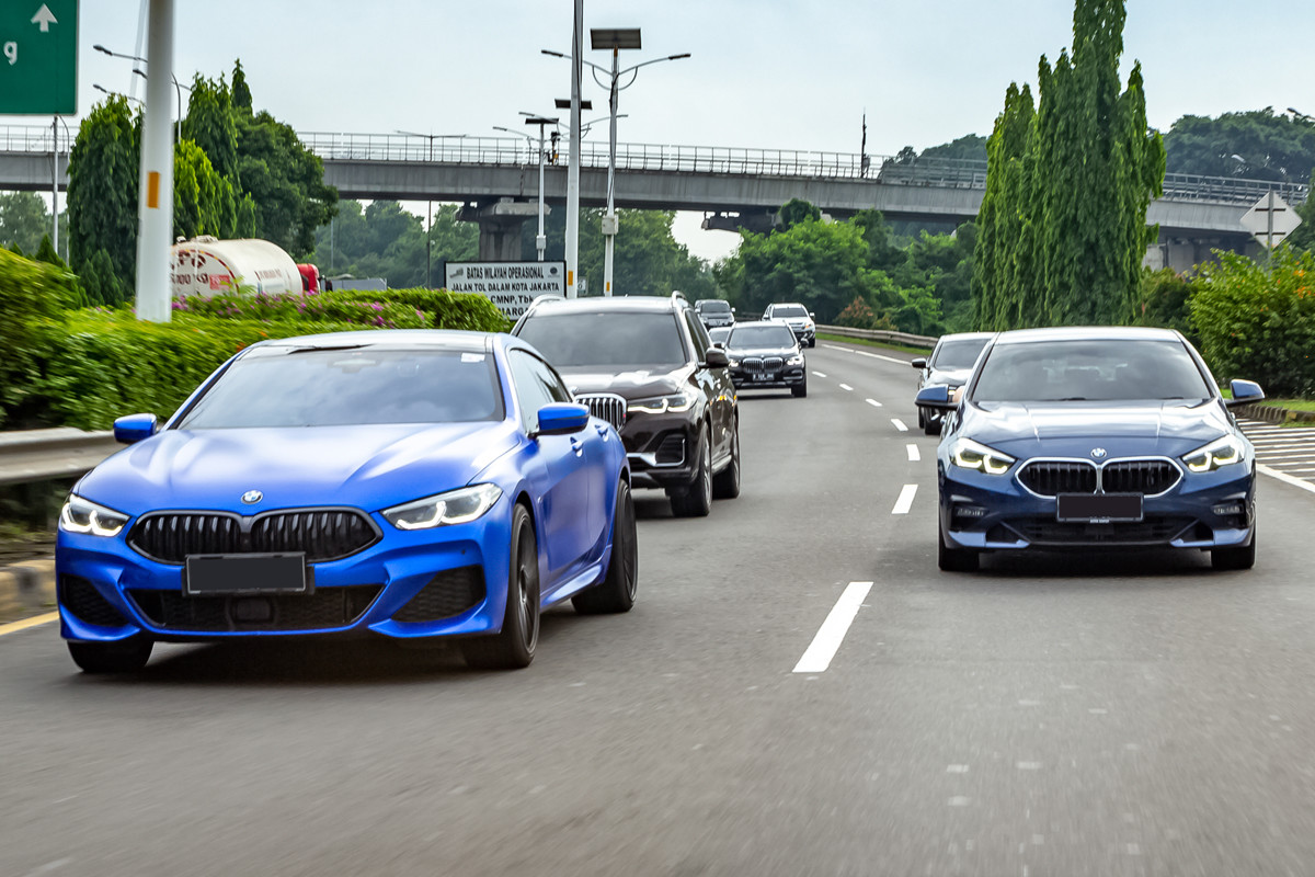 Keseruan 'Joyfest BMW Astra Driving Experience' di Sirkuit Sentul  