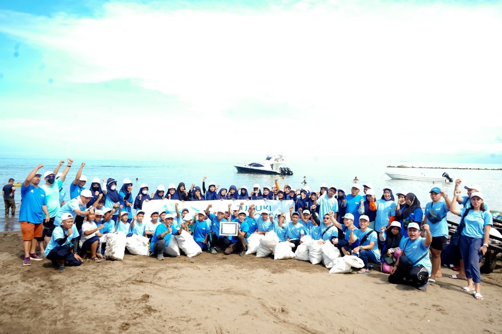 Gelar Kegiatan 'Clean Up the World', Suzuki Sambangi Pulau Morotai  