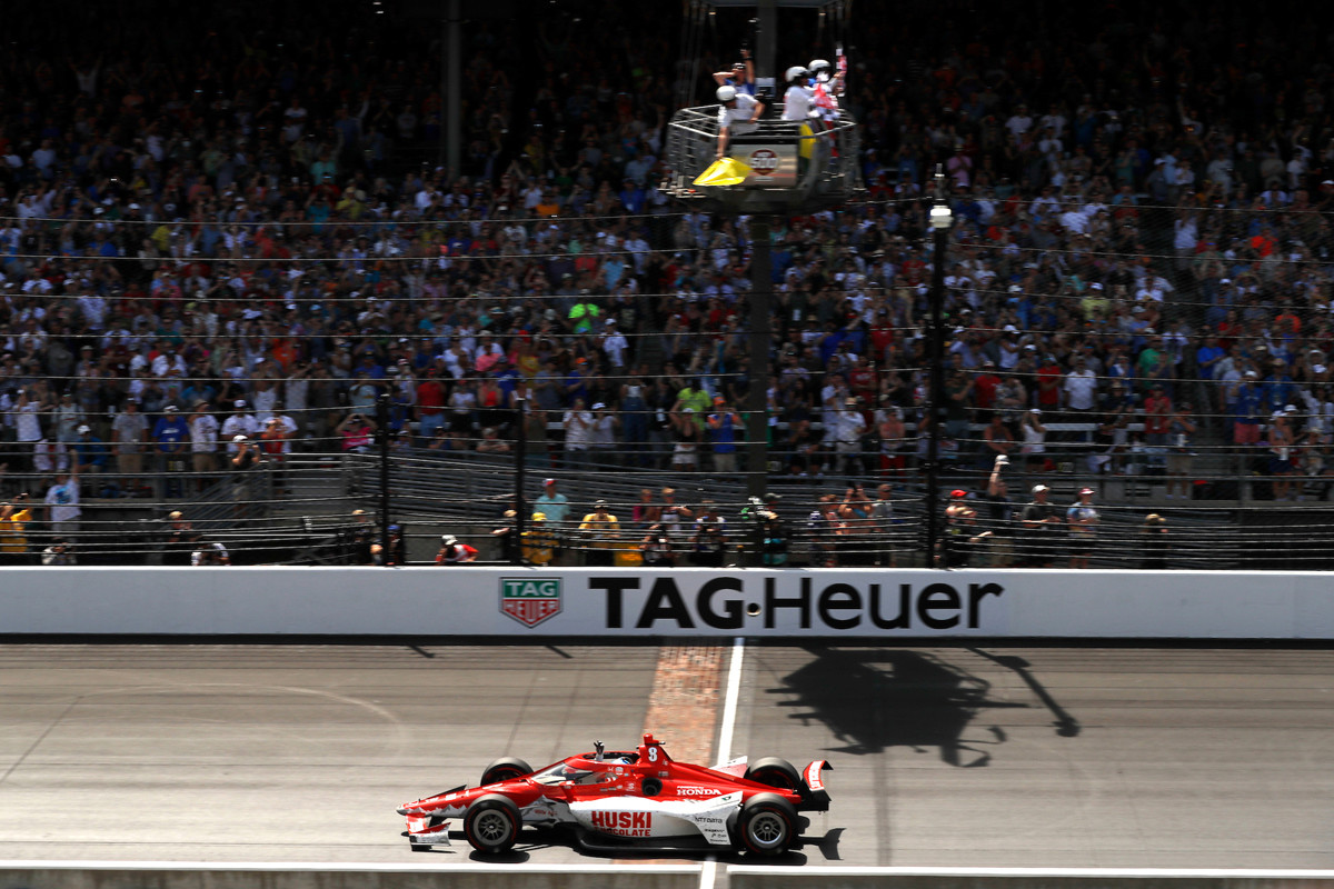 Honda Berhasil Memenangkan Balap Indy 500 Indianapolis  