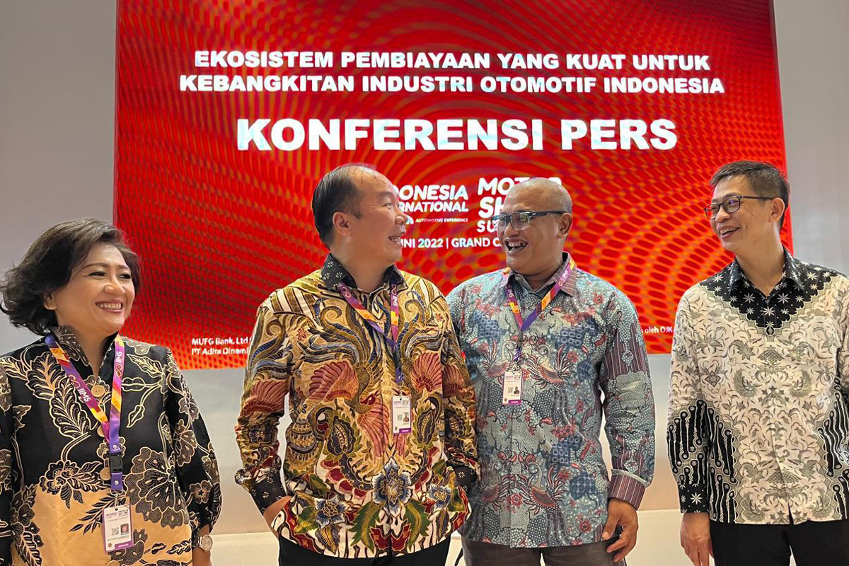 Penawaran Menarik Danamon dan Adira Finance di IIMS Surabaya 2022  