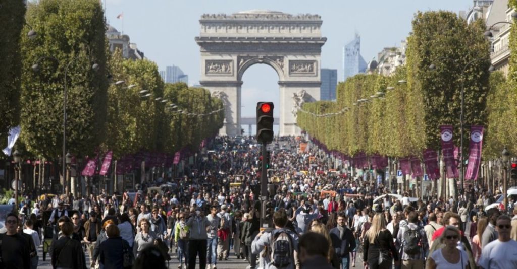 Paris Steril Kendaraan Bermotor Selama Bastille Day  