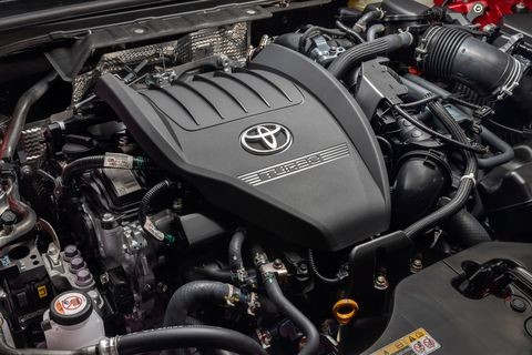 Toyota Crown Terbaru Menggantikan Avalon Di Pasar Amerika Serikat  