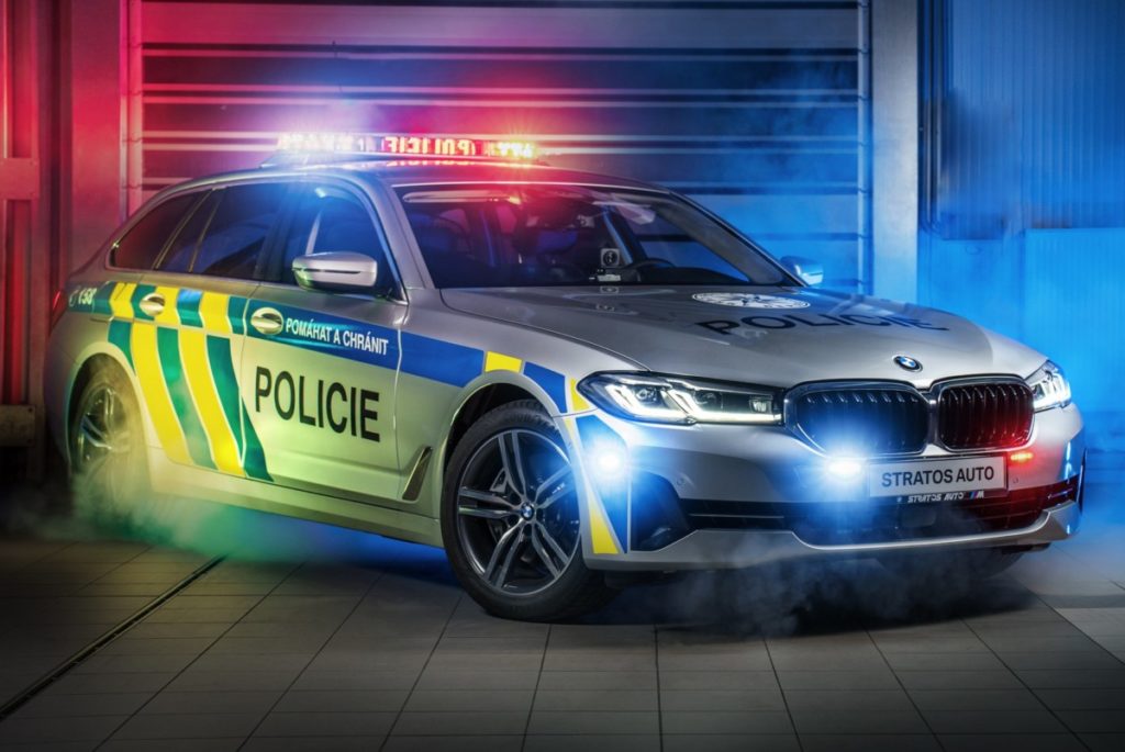 Kepolisian Republik Ceko Andalkan BMW 540i xDrive Touring  