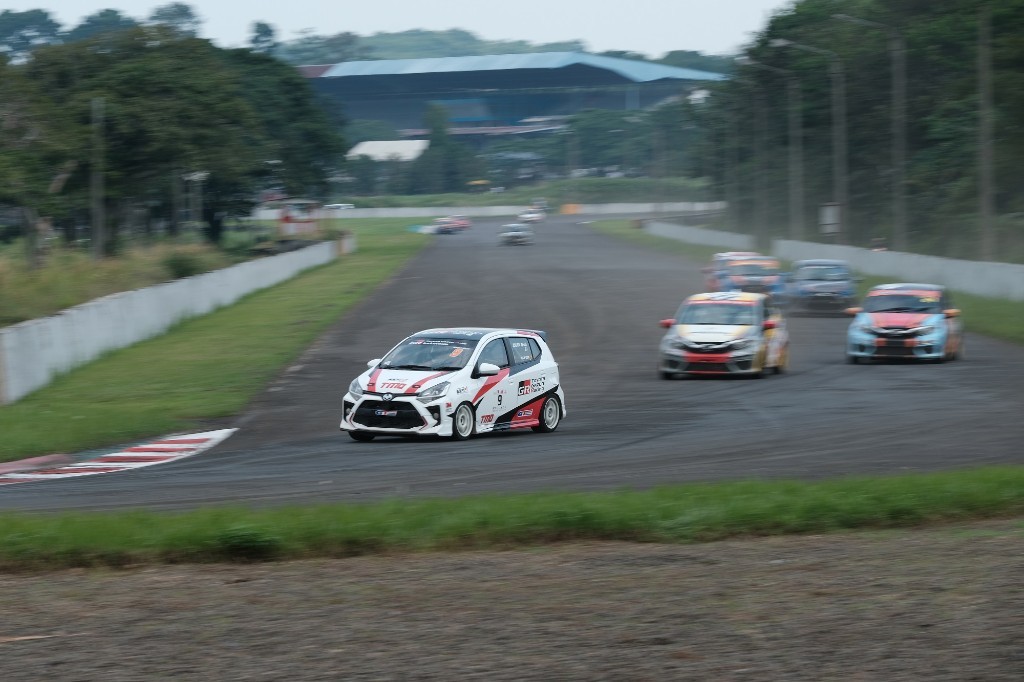 TOYOTA GAZOO Racing Indonesia Berhasil Raih Podium di ISSOM  