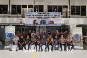 Astra UD Trucks Resmikan Gudang Suku Cadang di Semarang  