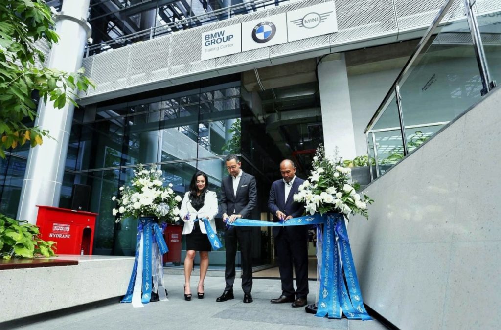 BMW Indonesia Resmikan Training Center Lengkap Di BSD 