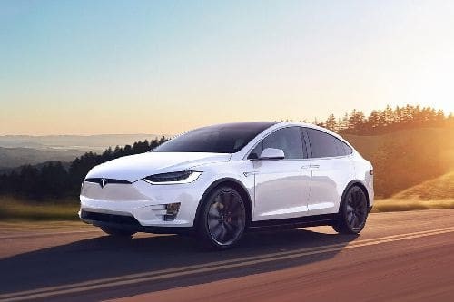Harga Bahan Baku Naik, Tesla Naikkan Harga Jual Kendaraan  