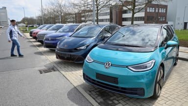 Pemerintah Jerman Pangkas Subsidi Insentif Pembelian Mobil Listrik 