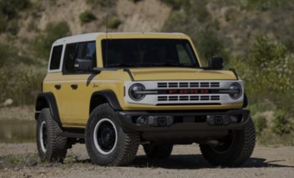 Ford Luncurkan Bronco Dan Bronco Sports Heritage Edition  