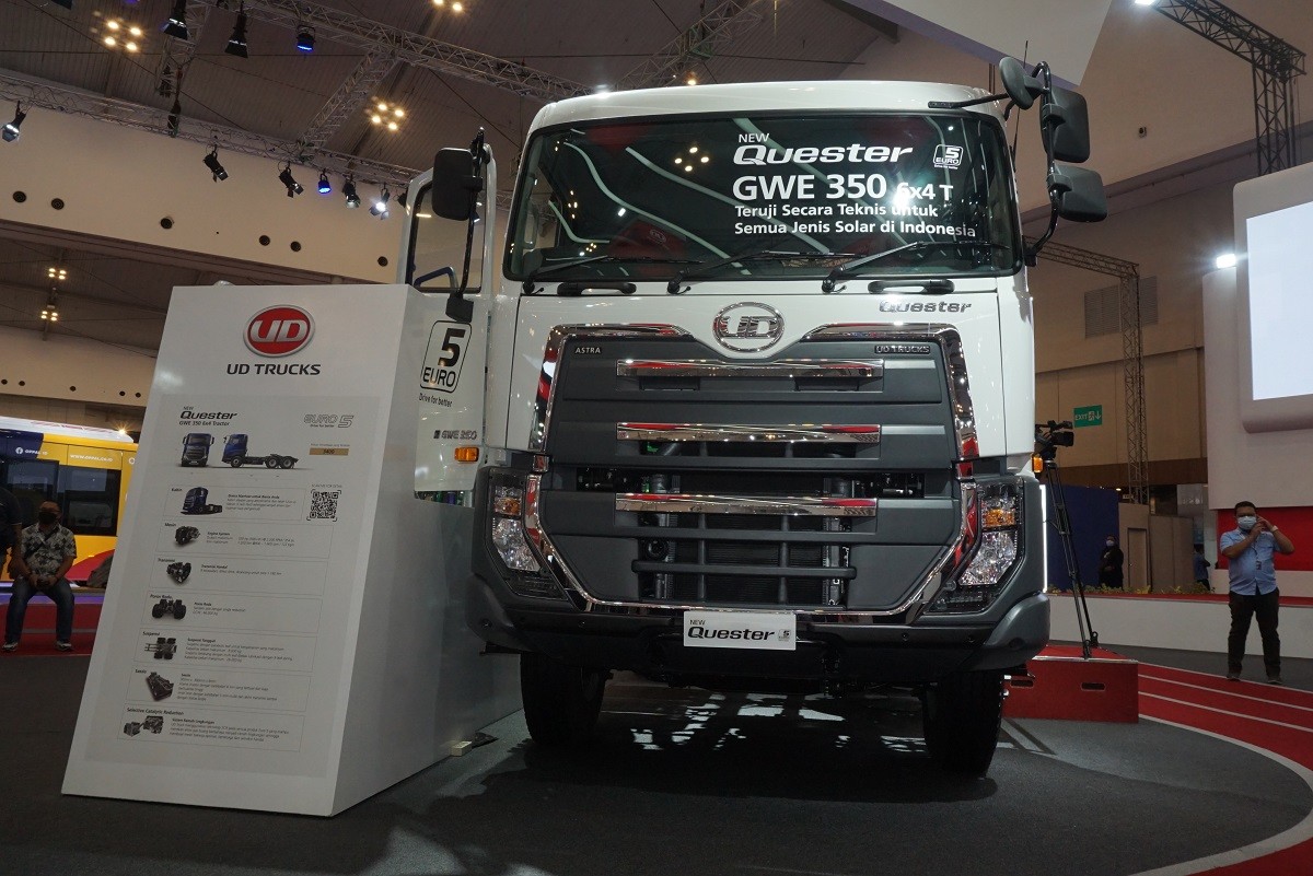 Hadir di GIIAS 2022, UD Trucks Pamerkan Quester Euro 5 