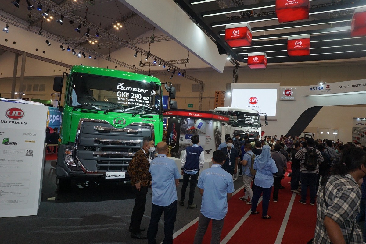 Hadir di GIIAS 2022, UD Trucks Pamerkan Quester Euro 5 