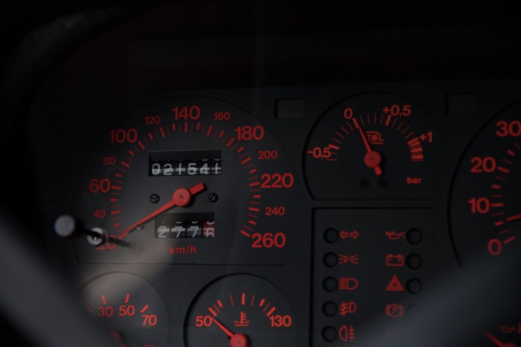 Lancia Delta S4 Stradale, Mobil Balap Versi Jalan Raya Yang Buas  