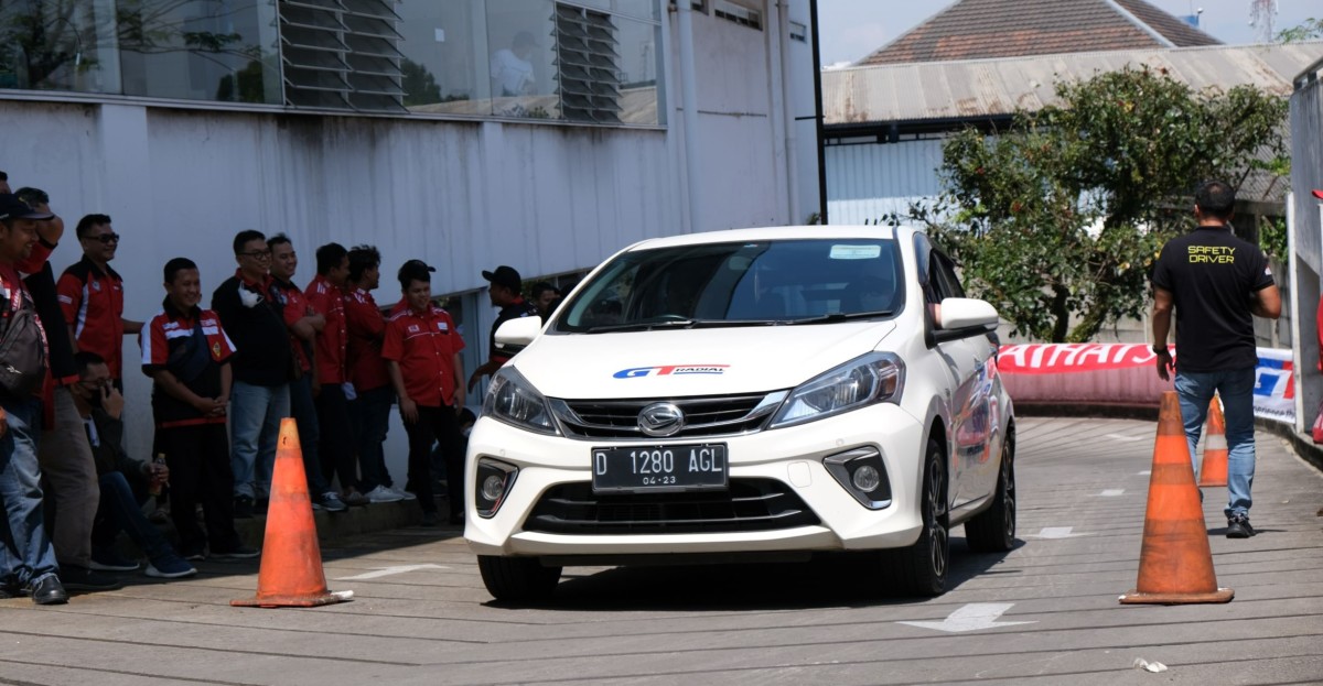 Daihatsu Gelar Auto Clinic Bersama Komunitas di Bandung  