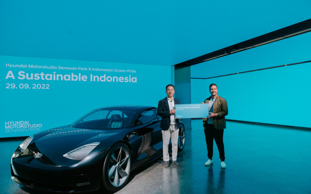 Hyundai Berikan Donasi IONIQ 5 untuk Indonesia Ocean Pride  