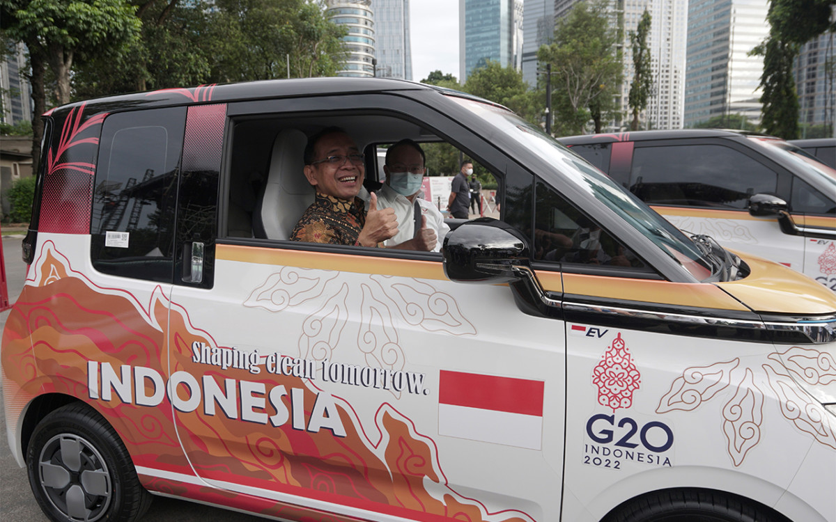 Wuling Serahkan Air ev Untuk Dukung KTT G20 di Bali  