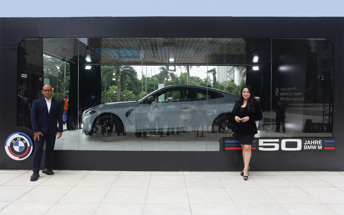 BMW Exhibition 2022, Berbagai Promo Cicilan Mobil  