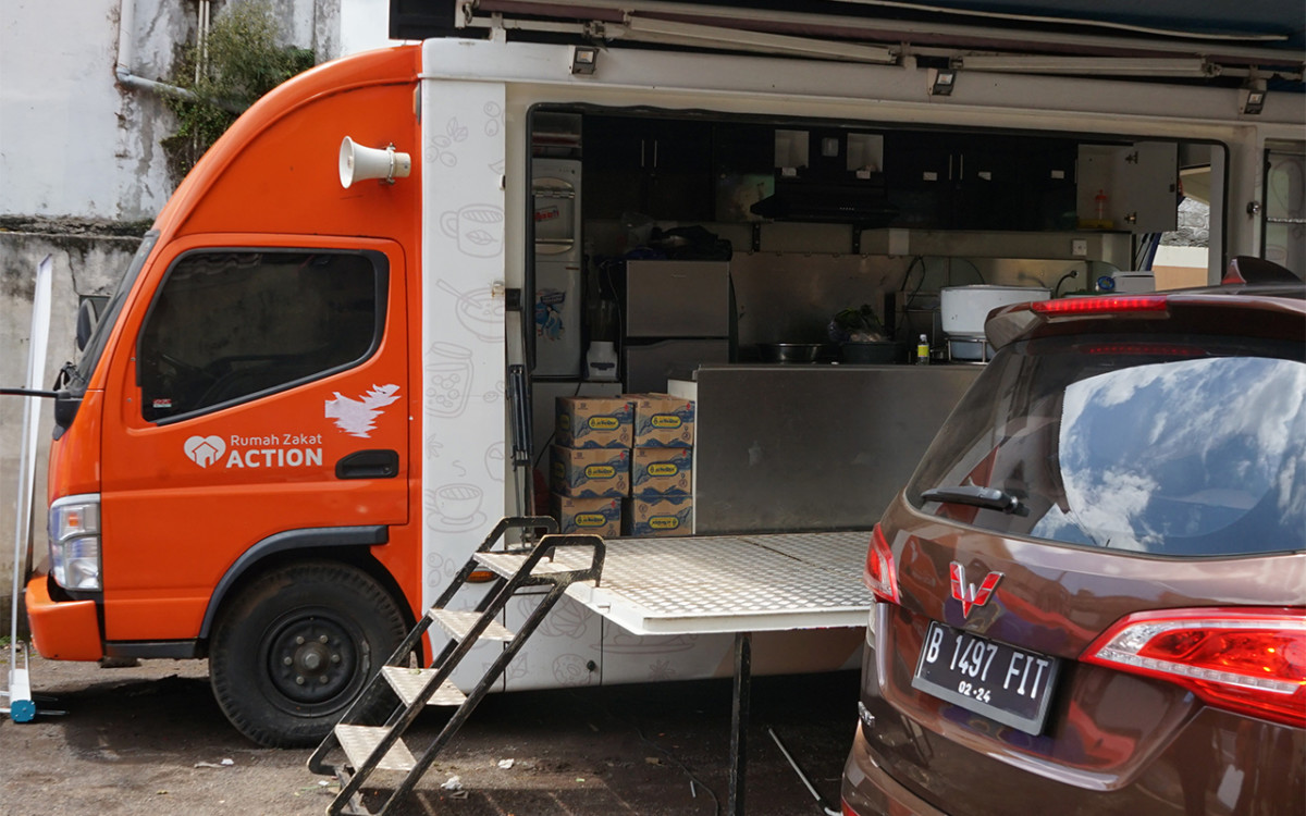 Wuling Motors Berikan Donasi Kepada Penyintas Gempa Cianjur  