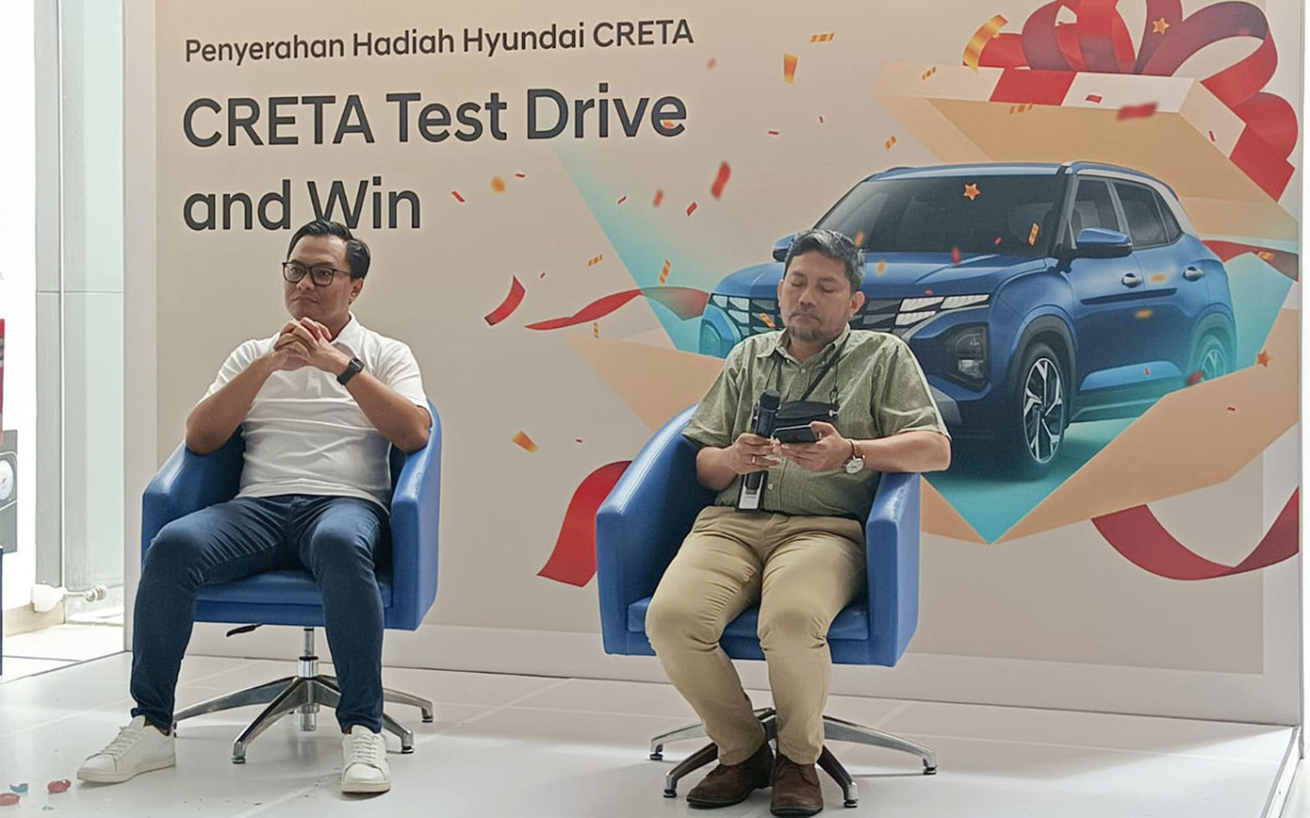 Hyundai Gowa Serahkan Hadiah ke Pemenang 'Creta Test Drive and Win'  