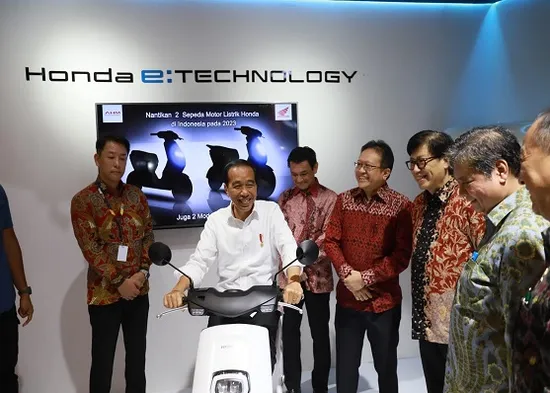 Suguhan Kelas Dunia Astra Honda Motor di IIMS 2023  