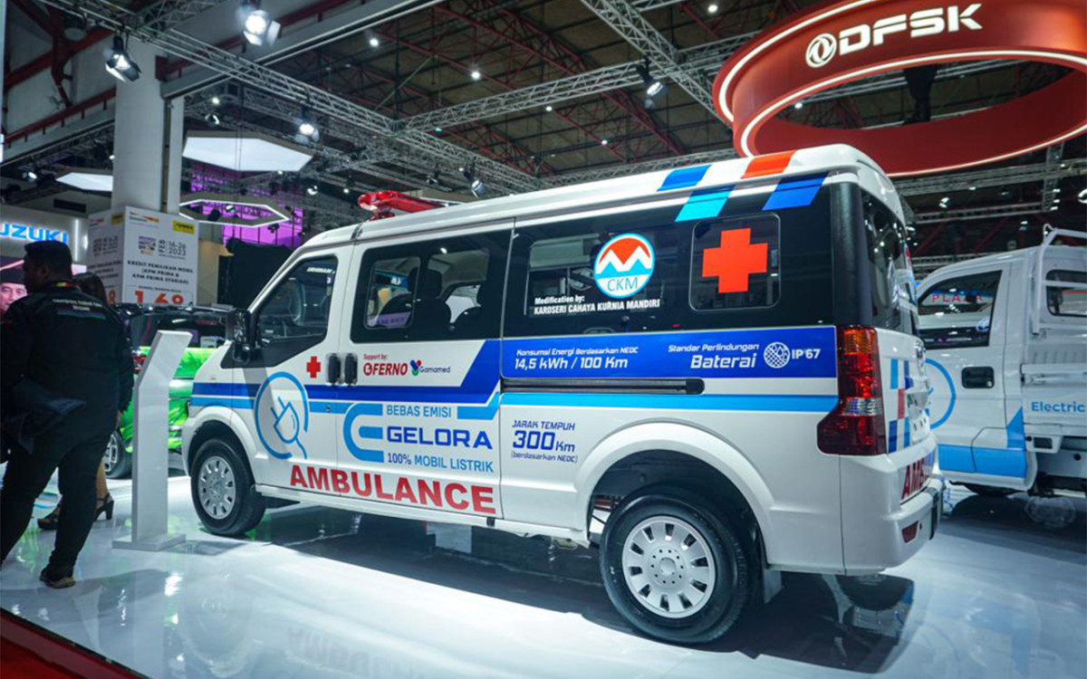 DFSK Gelora E, Satu-Satunya Ambulans Listrik Di IIMS 2023  
