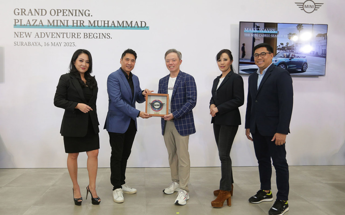 BMW Group Indonesia Resmikan Showroom Kedua Di Surabaya - OTOBLITZ.NET ...