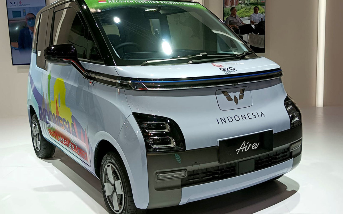 PEVS 2023, Mengungkap Prospek Kendaraan Listrik di Indonesia  