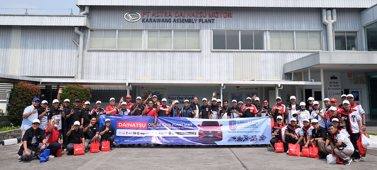 Daihatsu Ajak Komunitas Kunjungi Pabrik Perakitan Mobil  