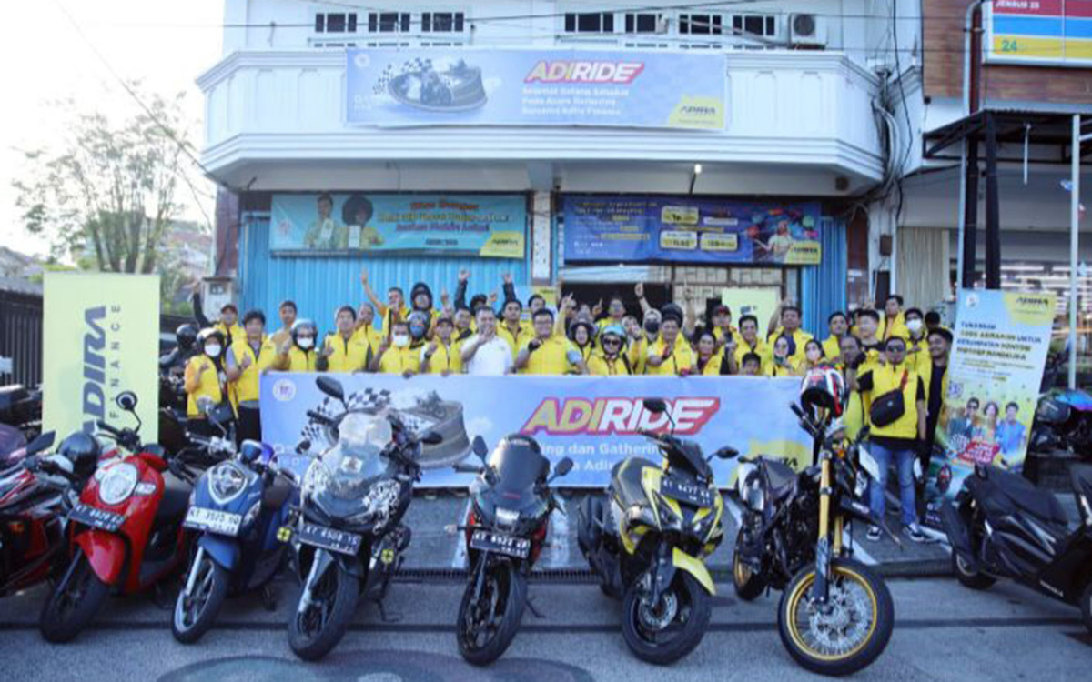 Adira Goes to Moto GP Mandalika Sapa Pelanggan Kalimantan  
