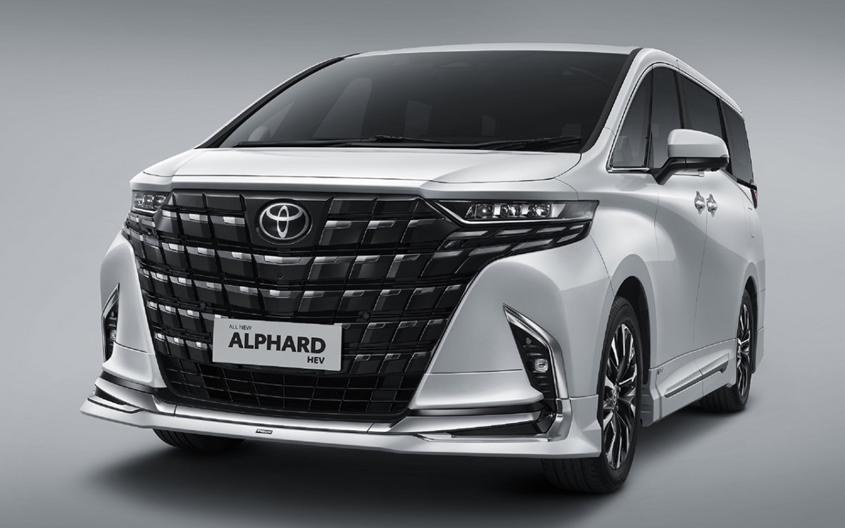 Ramaikan Ajang GIIAS 2023, Toyota Luncurkan All New Alphard  