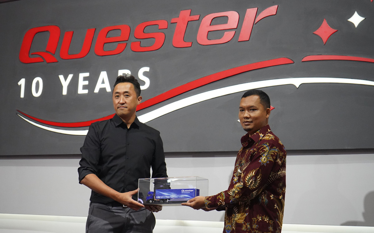 UD Trucks Indonesia Beri Penghargaan Kepada 17 Karoseri  