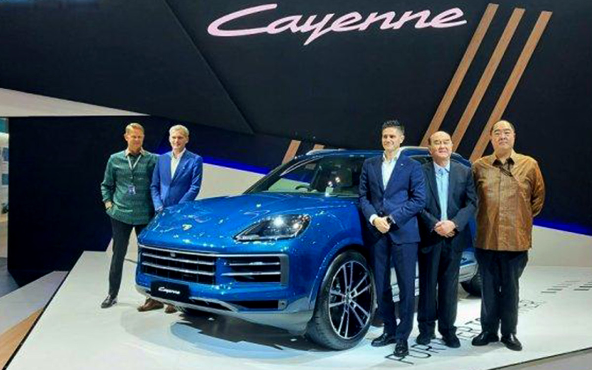 Porsche Hadirkan Cayenne Model Terbaru di GIIAS 2023  